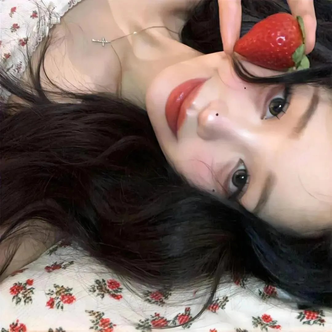 班花马甲藏不住了